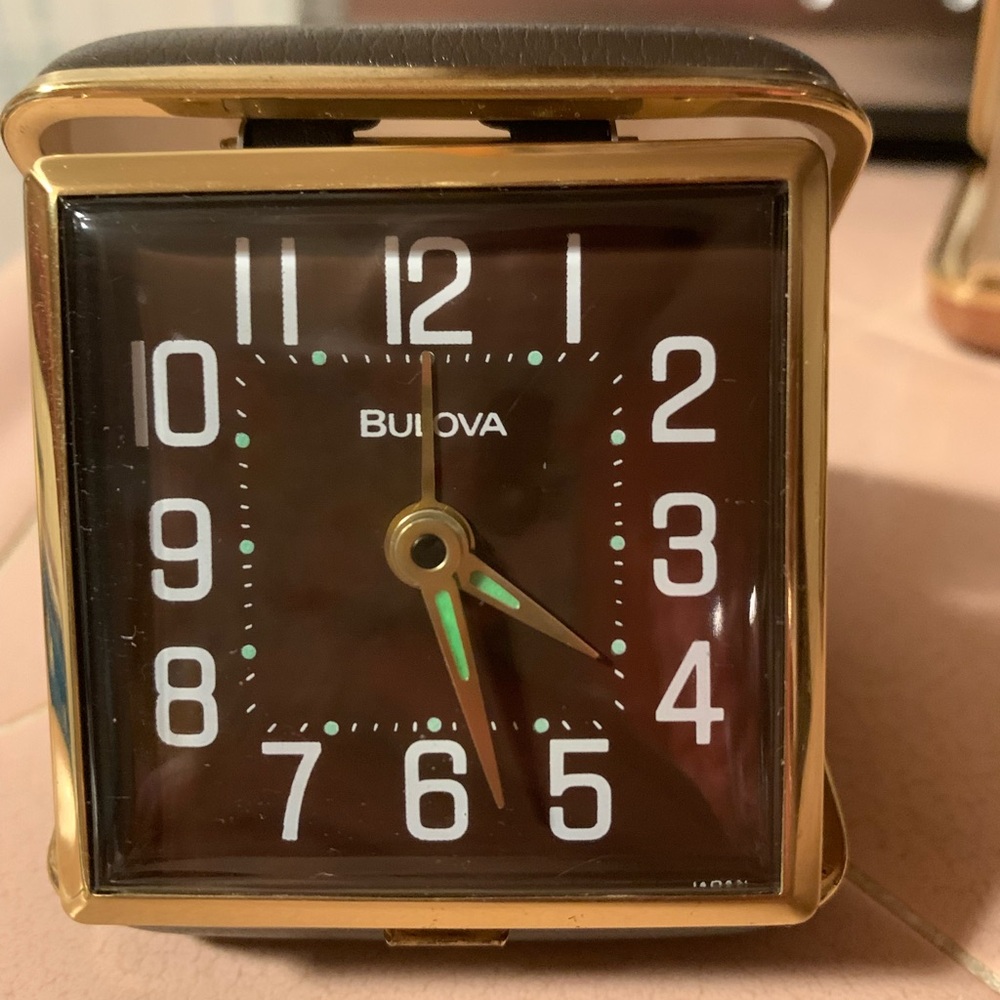 Bulova travel alarm clock